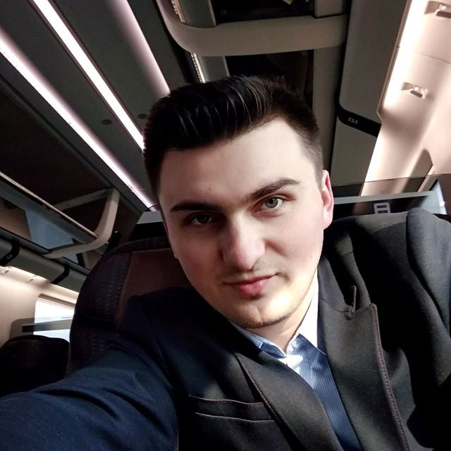 The author photo of this post